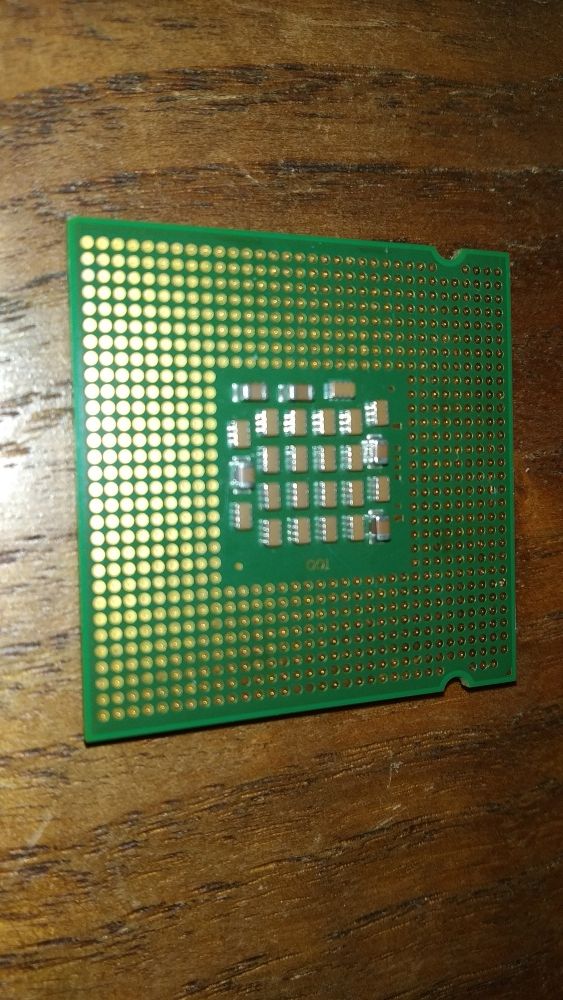 CPU Intel Pentium 4 a 3.0 GHz, FSB 800MHz, 64-bit, Hyper-Threading