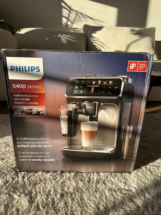 Ekspres ciśnieniowy Philips EP5447/90 czarny 1500W