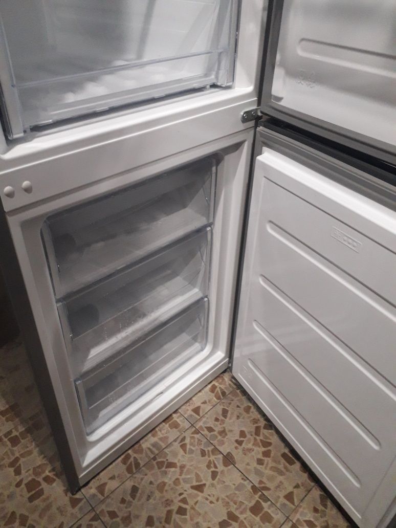 Холодильник індезіт LI9 S1Q X