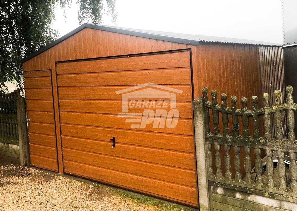 Garaż blaszany 4x6 Brama + drzwi drewnopodobny Dach dwuspadowy GP95