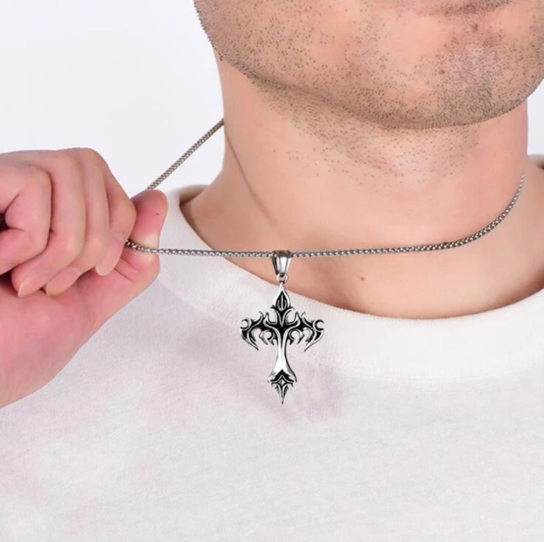 Винтажное ожерелье подвеска крест с пламенем в стиле панк готика