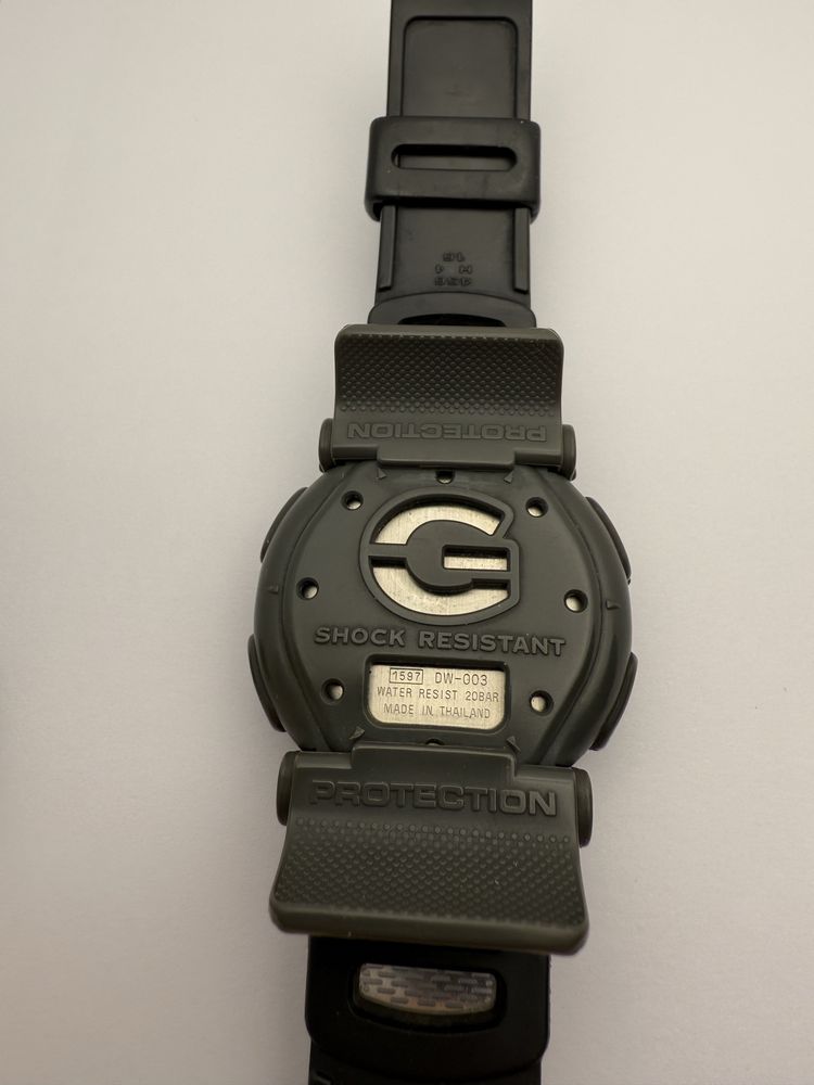 Zegarek Casio G-shock DW 003
