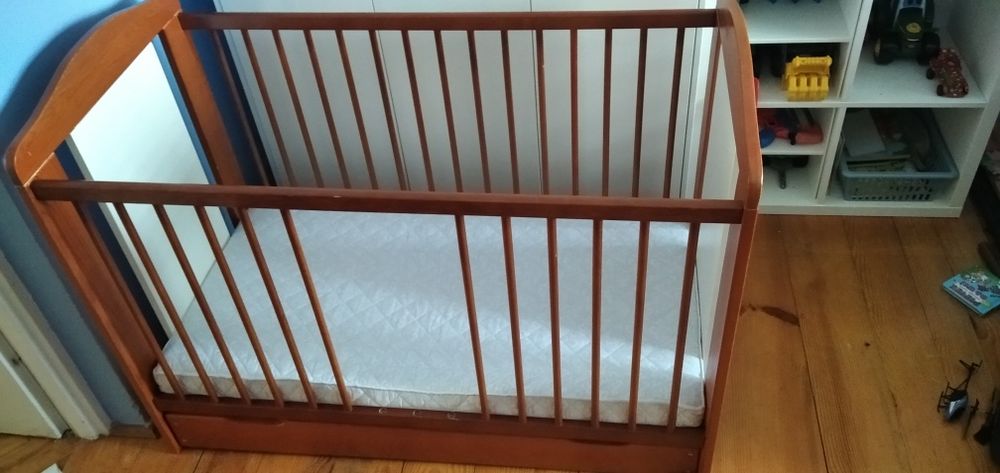 Łóżeczko niemowlęce