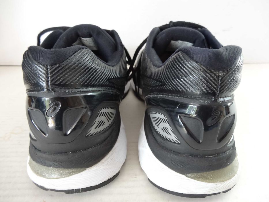 Buty ASICS GEL-NIMBUS 19 roz 44 Bieganie Sportowe Adidasy