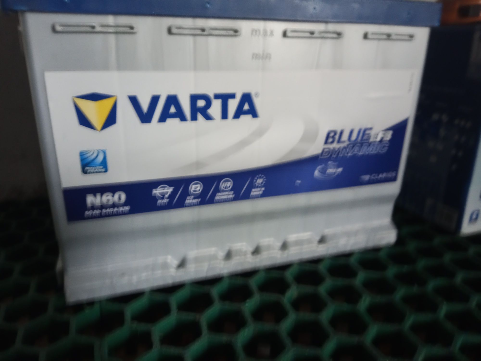 Baterias SOLARES para AUTO CARAVANAS de alto rendimento