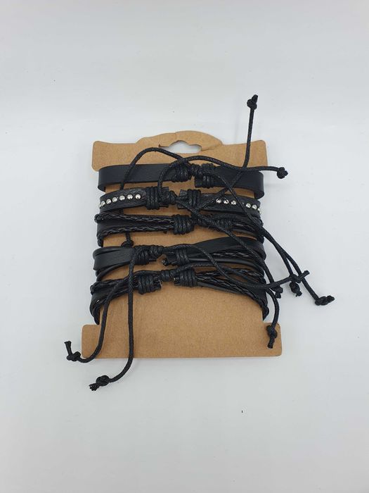 Bransoletki ze sztucznej skóry z ozdobami