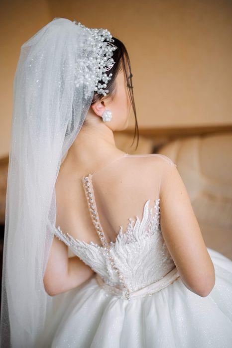 Розкішна Весільна сукня