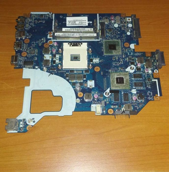 Материнська плата la-7912p - HM77 - UMA