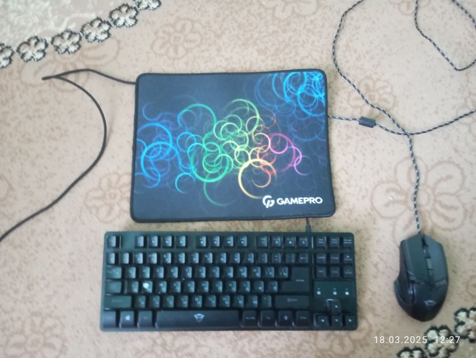 Продам гарнітур для комп'ютера