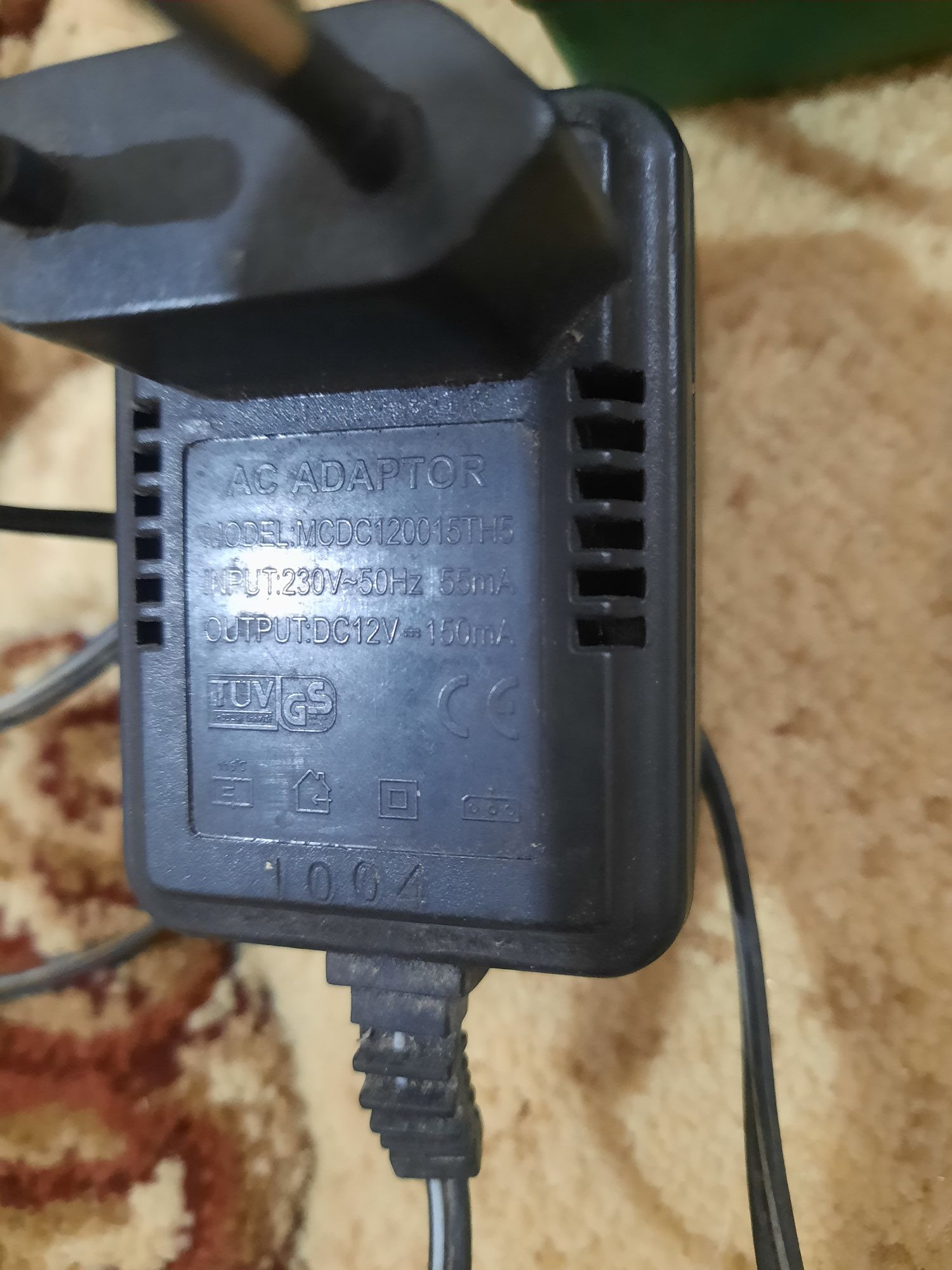 зарядные  устройства 12 v
