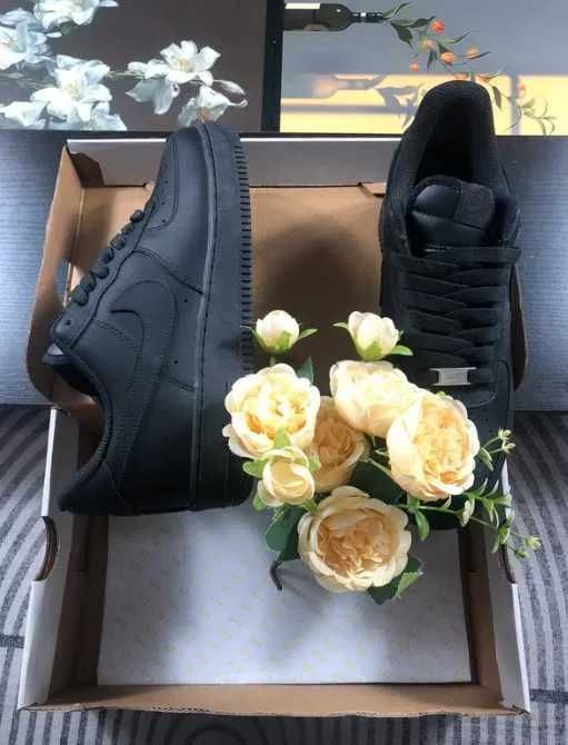 Buty meskie Mokasyny Nike_ Air_ Force_ 1_ Low '07_ Black R.39