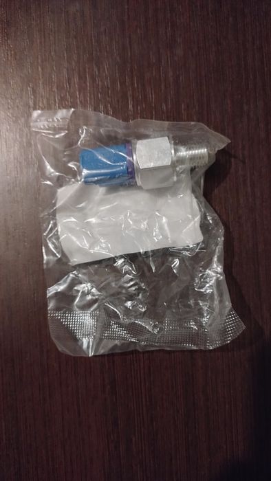 Датчик тиску оливи ГПК PSA