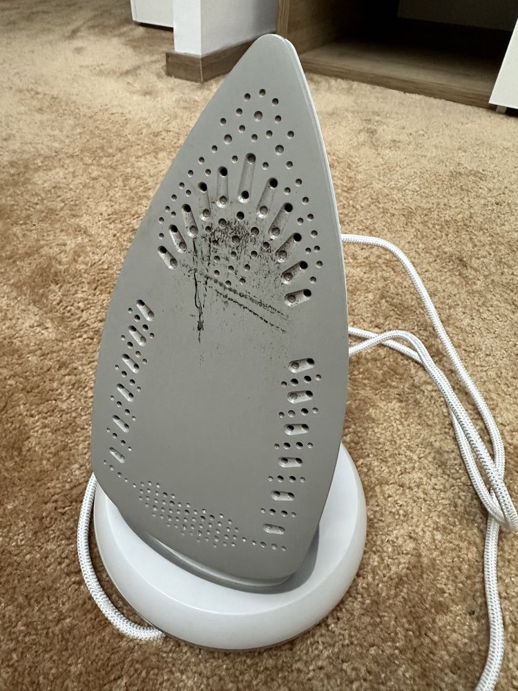Żelazko bezprzewodowe Russell Hobbs