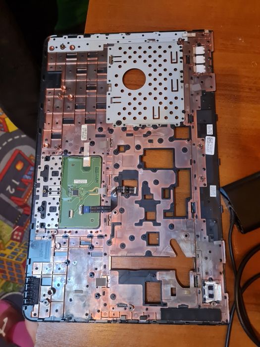 Продам ноутбук DELL