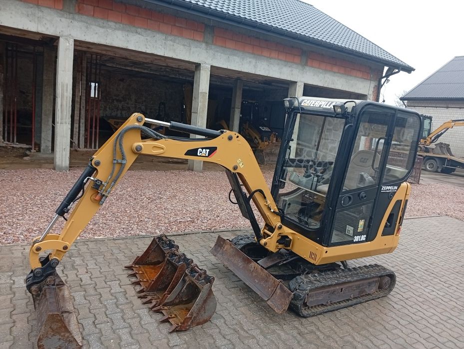 Minikoparka Cat 301.8 C Caterpillar