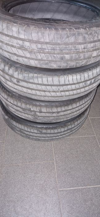 Sprzedam 4 opony