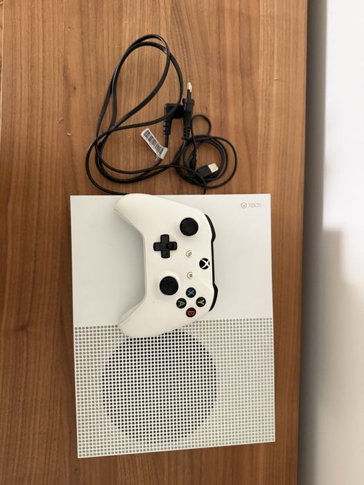 Xbox one S como nova