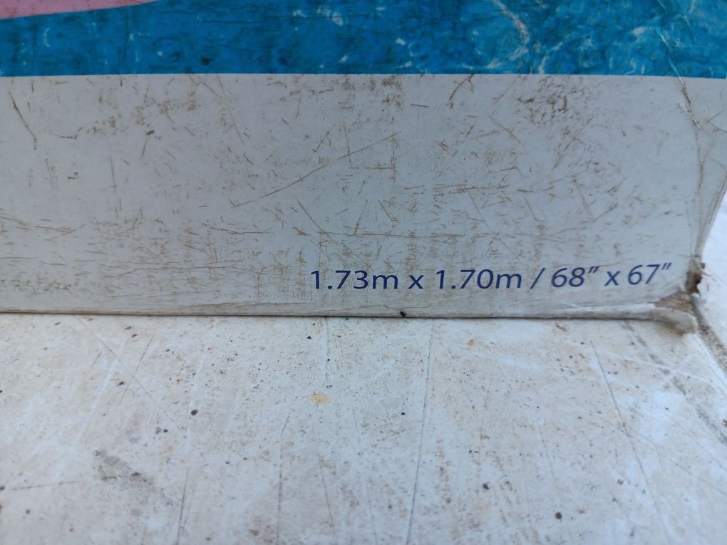 Boias de piscina grandes