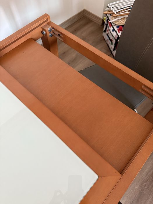 Mesa sala e cadeiras