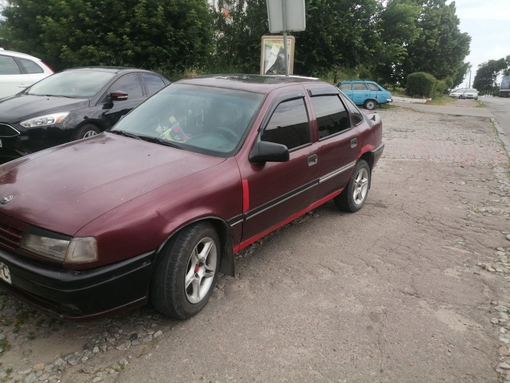 Продам обміняю опель вектра а 1.6
