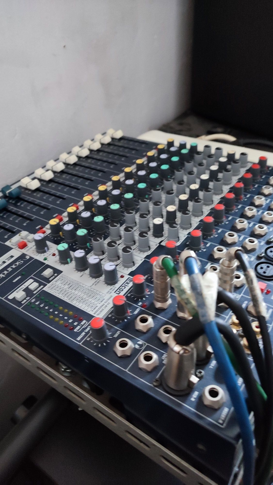 Mikser Soundcraft EFX8