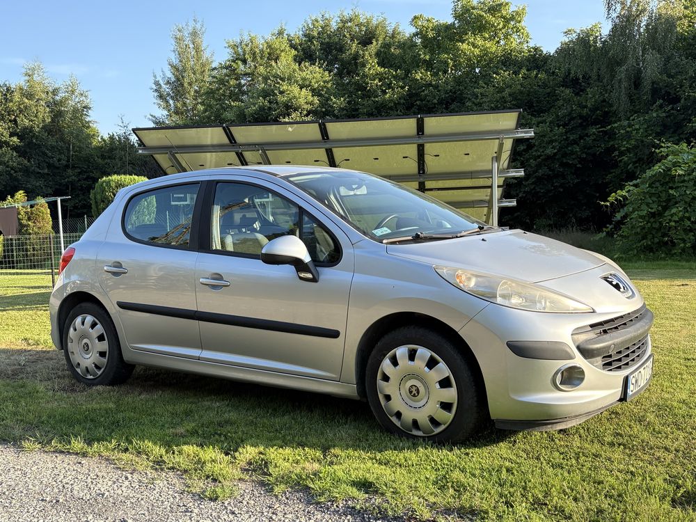 Peugeot 207 rocznik2008