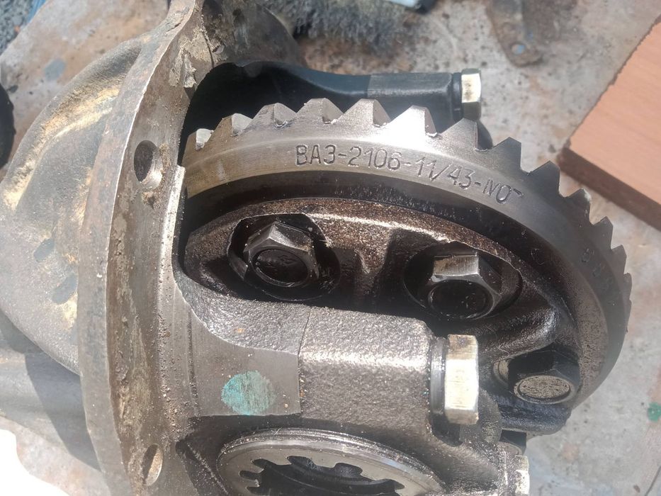 Продам редуктор ваз 2103 /2106 є