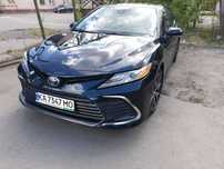 Toyota Camry 70 гібрид, прокат, оренда, аренда. Автомобілі в оренду.