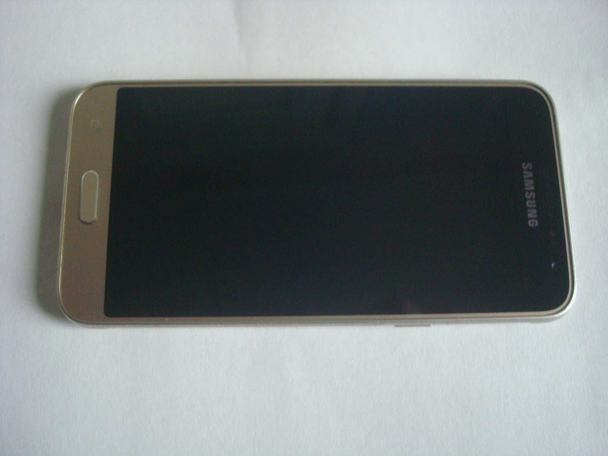 телефон  Samsung  j3