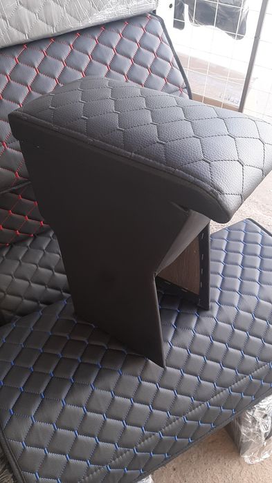 Подлокотник фиат добло (Fiat Doblo)