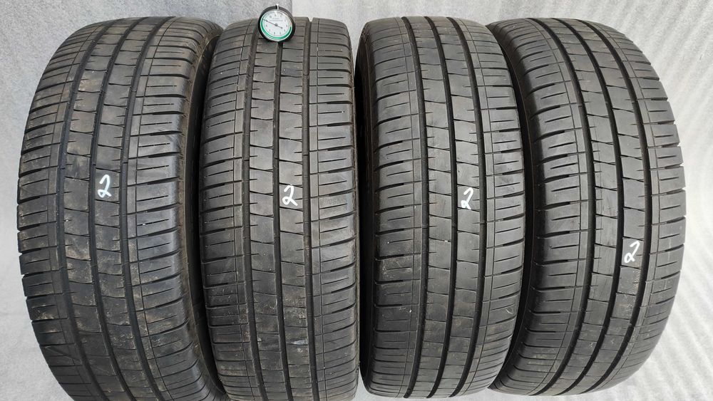 Opony Letnie 215/60/17C Vredestein 4szt 2023r 9mm Bardzo Ładne