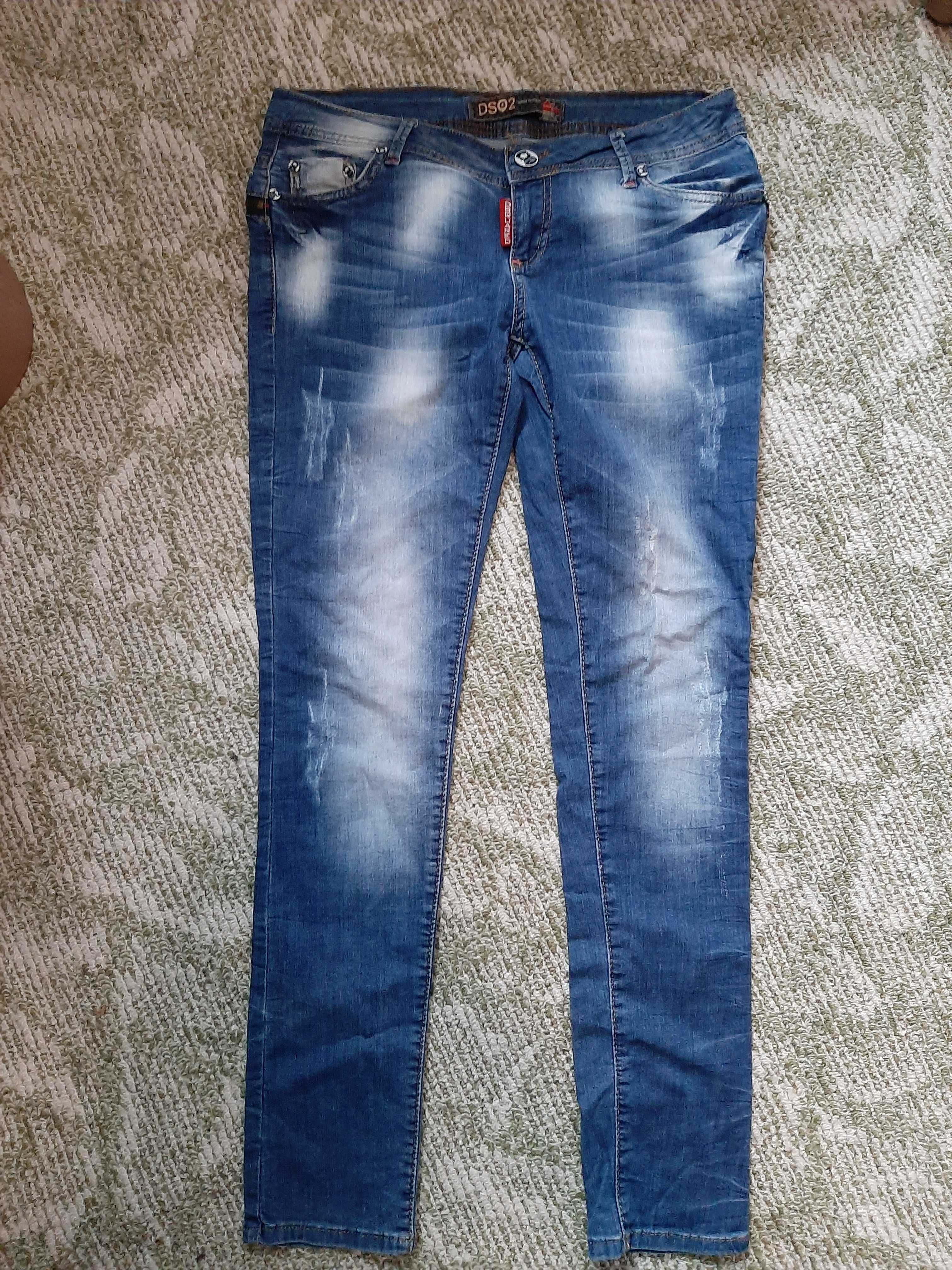 Стильные джинсы Dsquared 46-48