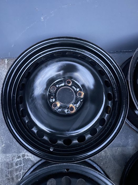 Диски металеві 5/108 r17 в чудовому стані
