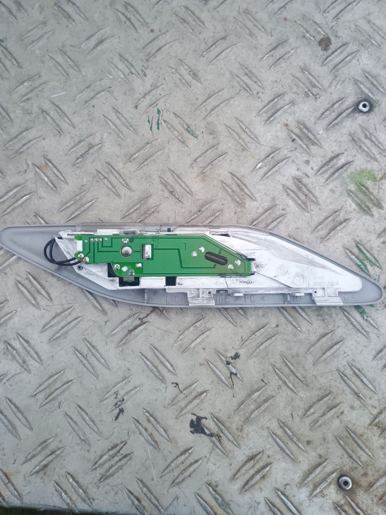 Oświetlenie wewnętrzne BMW E39