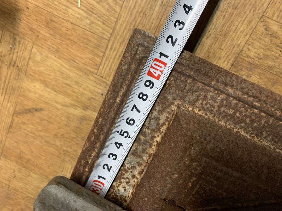 Stare drzwiczki do pieca kaflowego