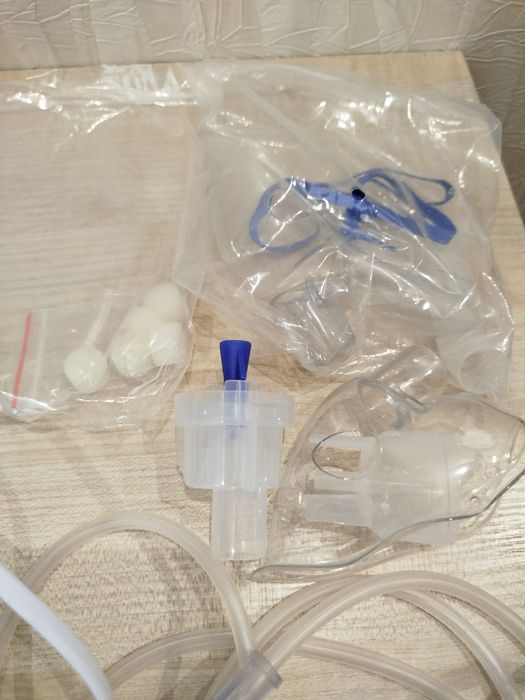 Компресорний інгалятор (небулайзер) Paramed Compact +