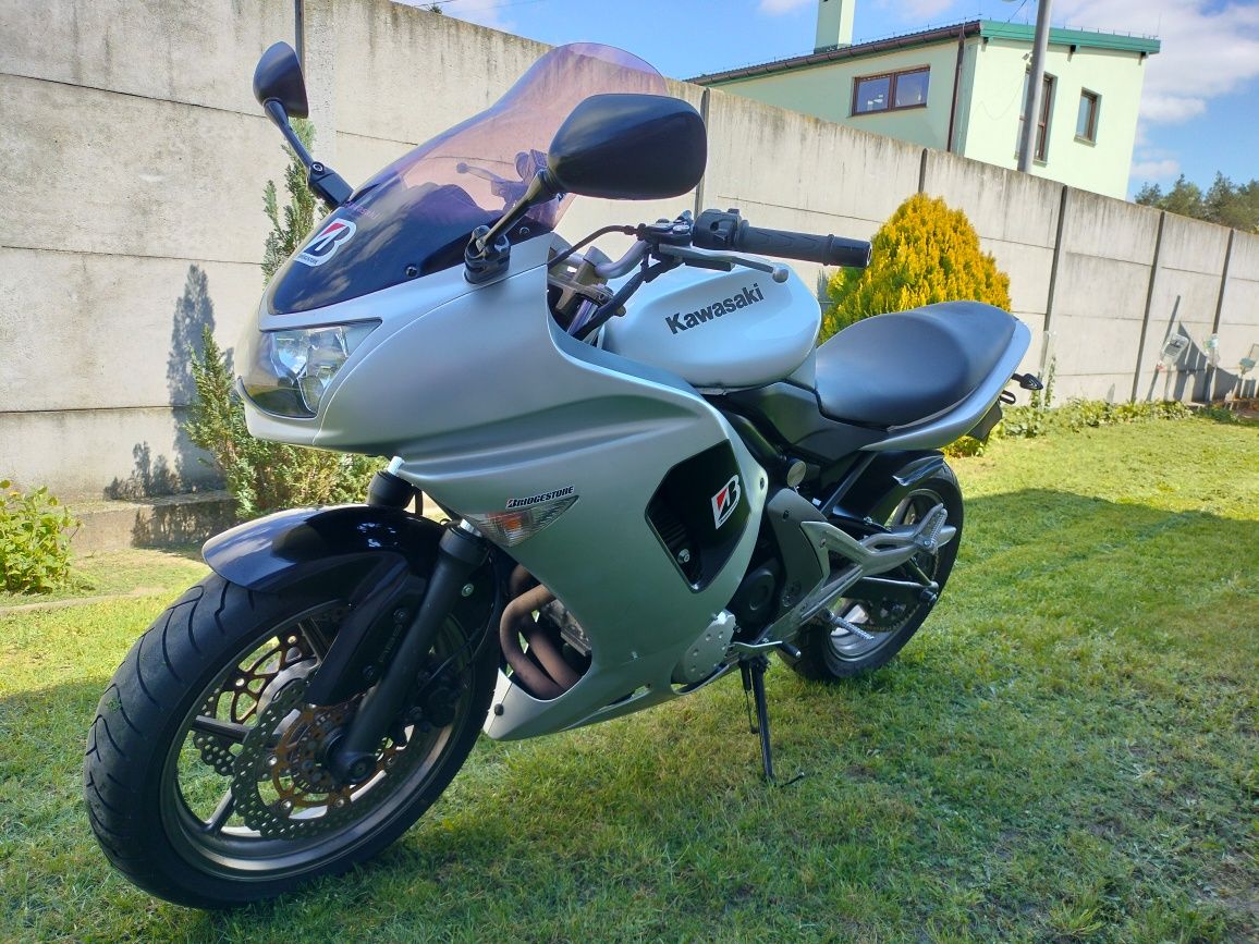 Sprzedam kawasaki er6f.