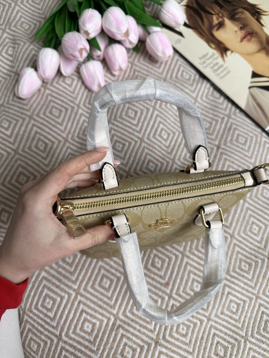 Жіноча Сумка Coach mini кросс-боді  ( Guees / lacoste / Pinko )