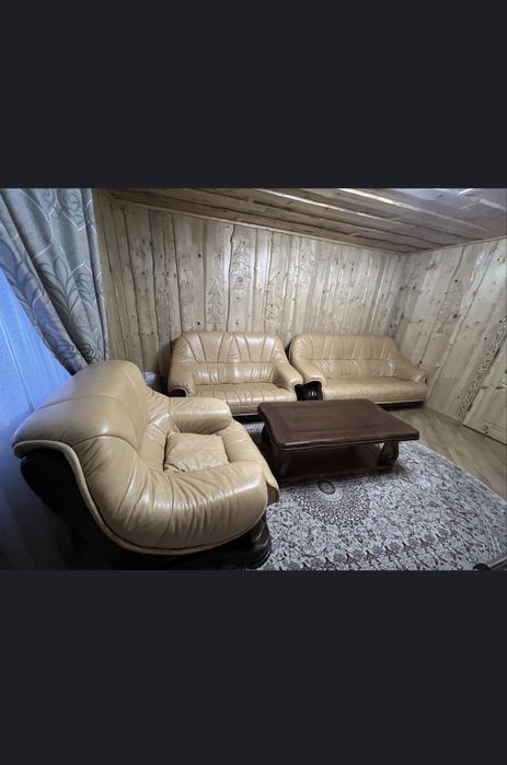 Шкіряна частина бежева