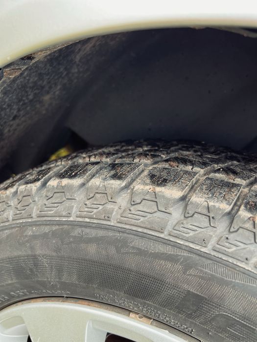 Шкода тур 1.6 MPI (Чешка)