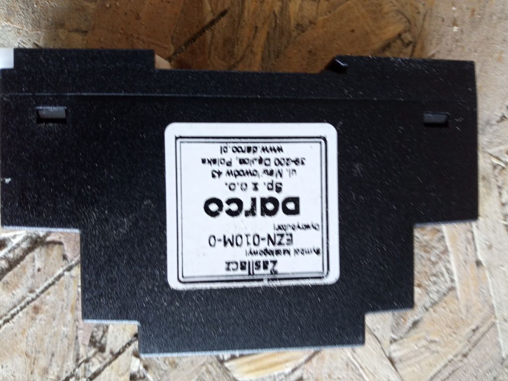 Zasilacz  derco ezn-10m-0 na szynę din delta 24v