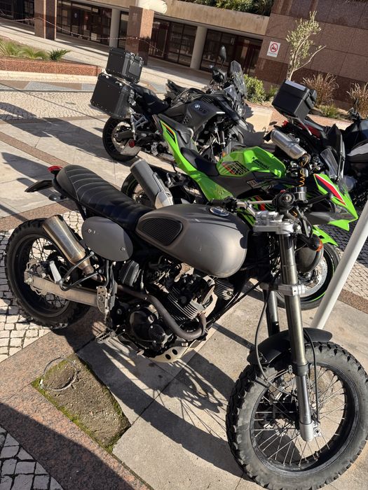 Moto Bullit Hero 125