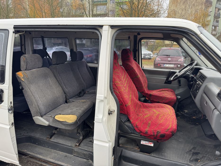 Volkswagen Transporter 1.9 diesel 8 osobowy
