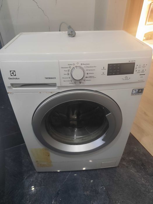 Pralka Electrolux Slim