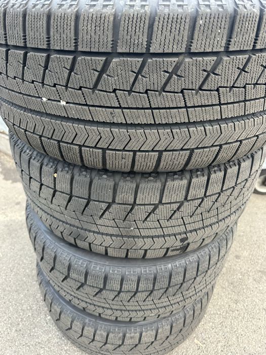 Bridgestone Blizzak VRX 245/50 R18 4 шт.