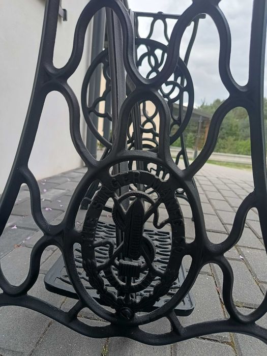 Podstawa nogi od maszyny do szycia SINGER