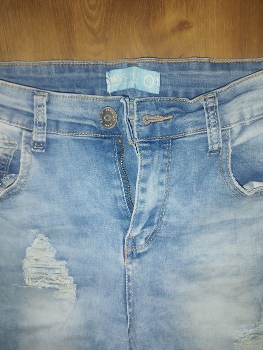 Spodenki/rybaczki firmy Miss RJ rozmiar 38/M stan bdb