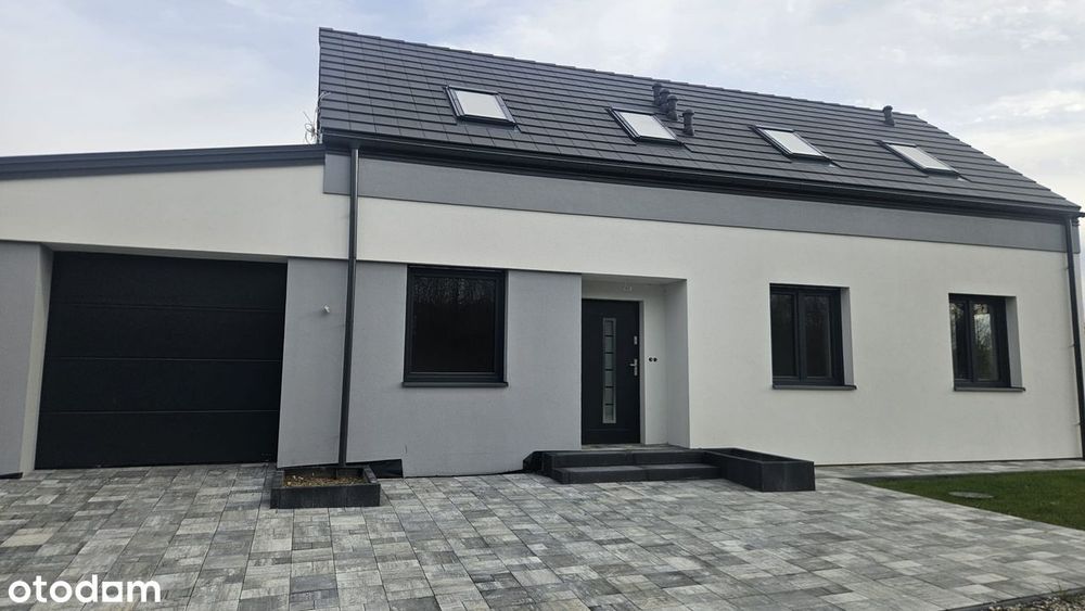 Dom z poddaszem WŁADYSŁAWÓW