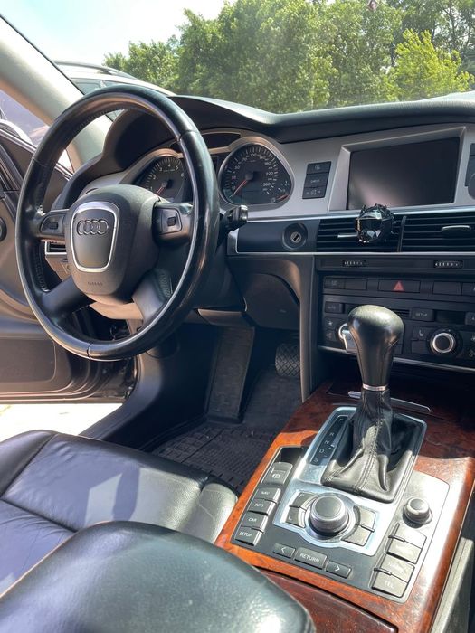 Audi A6 C6 2008 бензин полный привод