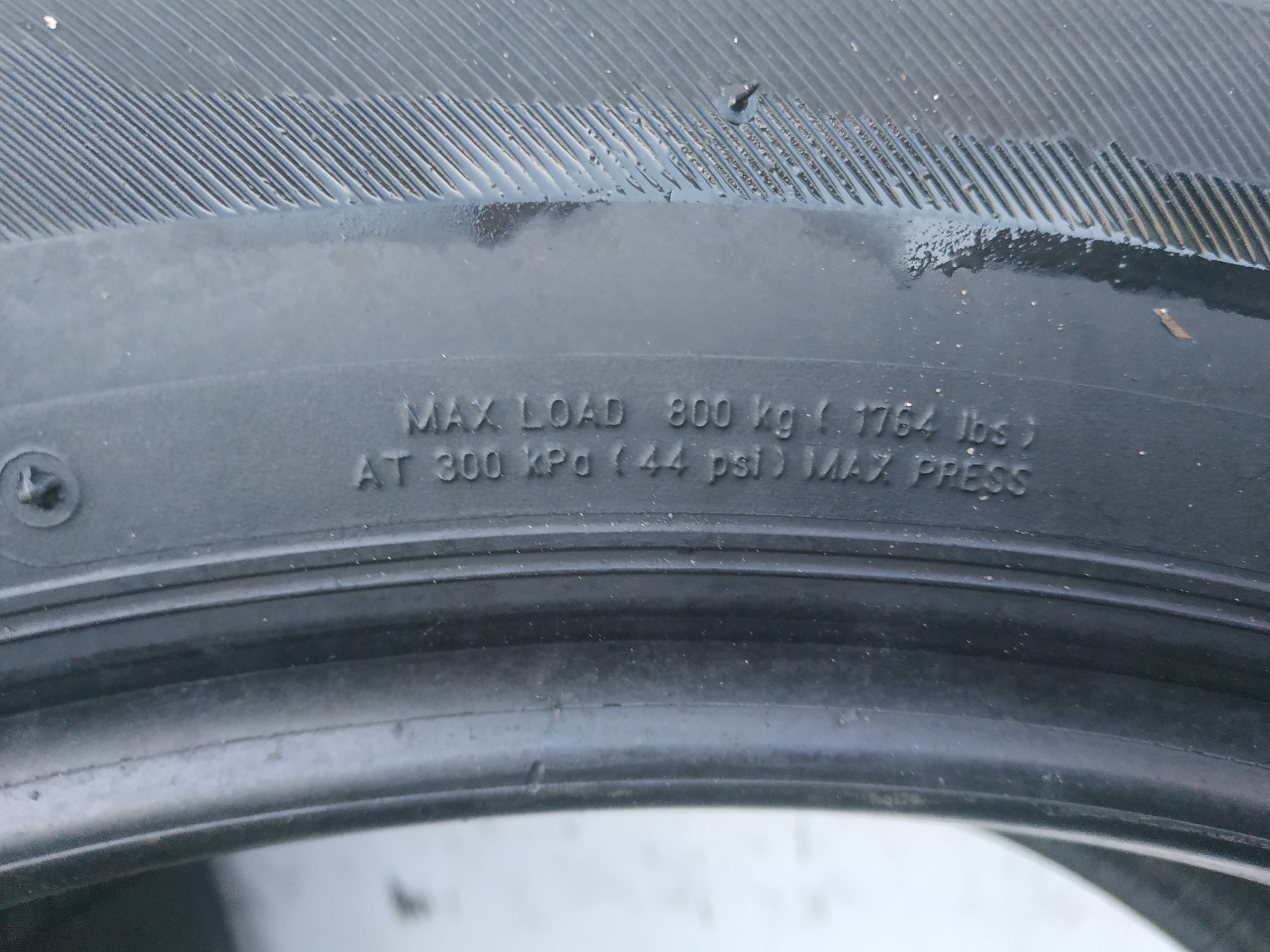 Шины резина лето 225/60 R18 Bridgestone dueler H/L 33